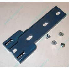 Синий пластмассовый фиксатор-защёлка HP 224981-001 для 5.25" устройств в HP ML370 (Армавир)